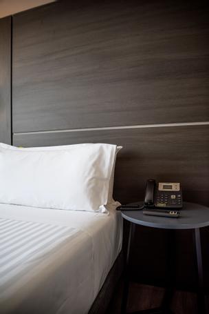 Olá Hotel | Santiago | Habitación Moderna Olá Hotel